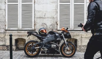black friday moto